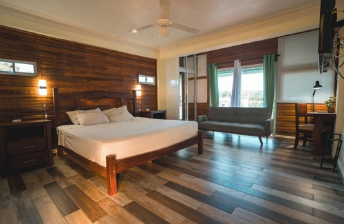 El Batey Hotel | Anton Reef