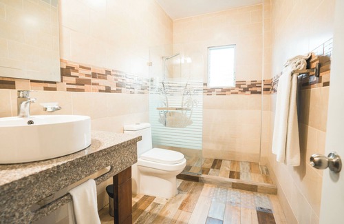 El Batey Hotel | Anton Reef