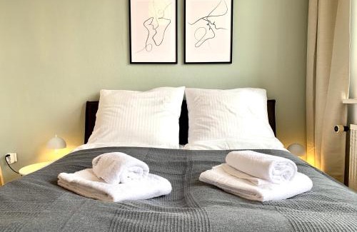 Innenstadt Apartment | Antoni Homes 2 Personen I Zentral I Studio I Balkon
