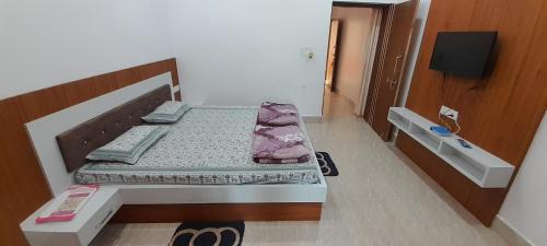 Amarkantak House | Anushree home stay, Amarkantak