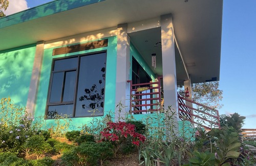 Cebu Cabin | Anza cabin at Threesome Cafe