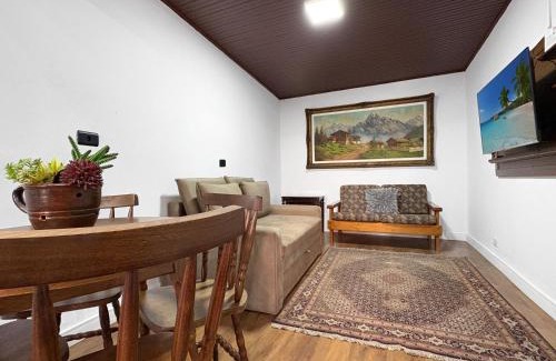 Campos do Jordao House | Ao lado do Parque Capivari - WiFi - 1 quarto - Garagem