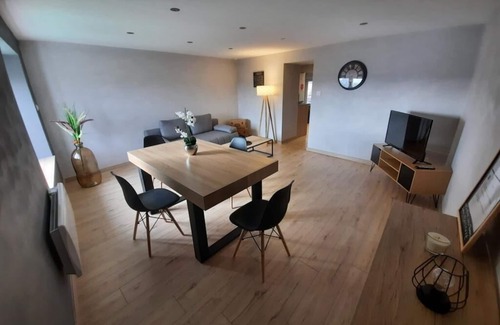 Verdun Apartment | AP8 - APARTMENT FOR 4 PEOPLE GITE CHEZ THOMAS ET JOHN "AP8