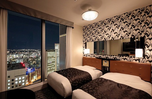 Minatomirai Hotel | APA Hotel & Resort Yokohama Bay Tower