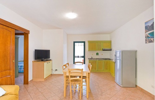Trinita d'Agultu Apartment | Apartment in complex with swimming pool n. 6 first floor