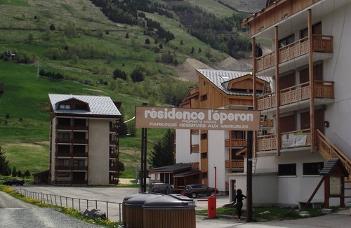 Les Deux Alpes Apartment | Apart. , 8 pers., At the foot of the slopes with very beautiful view