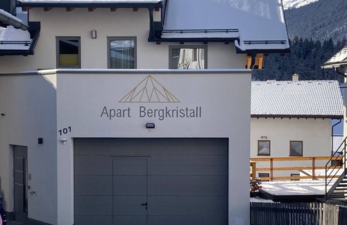 Nauders Apartment | Apart Bergkristall - apartment max. 4 adults + 1 child 3 years, 2 separate bedrooms, terrace