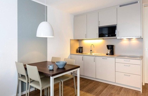 Bensersiel Apartment | Apartment mit Zwei Balkonen Inklusive Kostenfreier Schwimmbad- und Saunanutzung