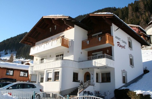 Kappl Apartment | Apart Garni Royal by Interhome