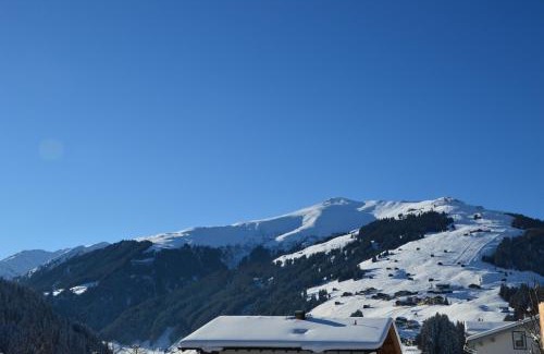 Tux Apartment | Apart Kristall