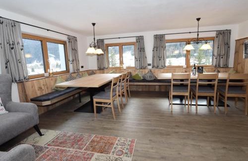 Pettneu am Arlberg House | Apart Loisa