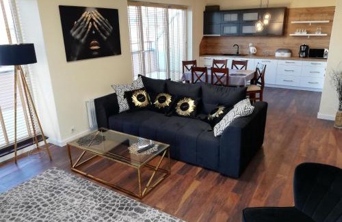 Wloclawek Apartment | APARTAMENT 80m2 z 70m2 tarasem -W PEŁNI WYPOSAŻONY - WYJATKOWE CENTRUM MIASTA