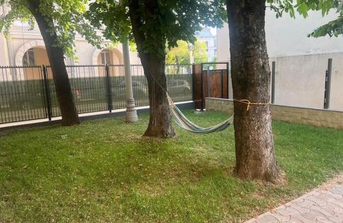 Iasi Apartment | Apartament cu gradina central