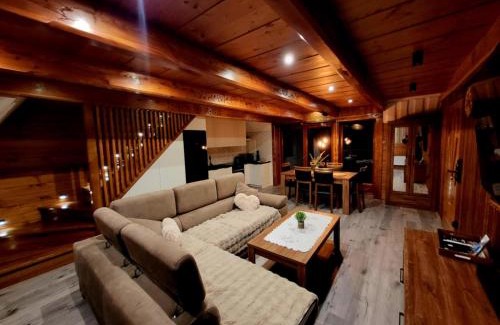 Poronin Apartment | Apartament GubalowskiLasPremium