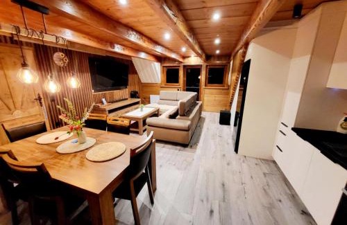 Poronin Apartment | Apartament GubalowskiLasPremium