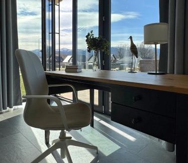 Cieplice Apartment | Apartament Krzysztofa Bochusa