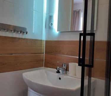 Miedzybrodzie Zywieckie Apartment | Apartamenty nad Jeziorem