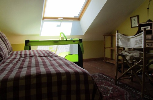 Serantes Apartment | Apartament playa Tapia de Casariego. Private garden, playground and picnic area.