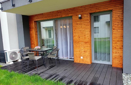 Ustron Apartment | Apartament Sosnowy z dwoma sypialniami i ogródkiem