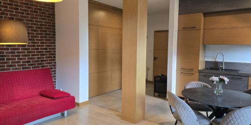 Ostrow Wielkopolski Apartment | Apartament Wenecja z ogródkiem,parking