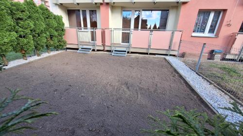 Tychy Apartment | Apartament z ogrodem Tychy