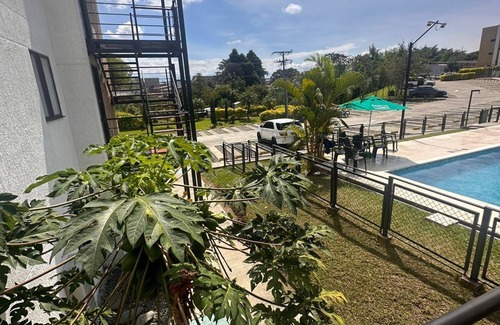 La Tebaida Apartment | Apartamento 3 Piscinas Jacuzzi Tobogán y Zonas Verdes Cerca al Parque del Café