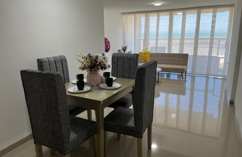 Riohacha Apartment | Apartamento balcón con vista al mar para vacaciones o trabajo, comodo y seguro