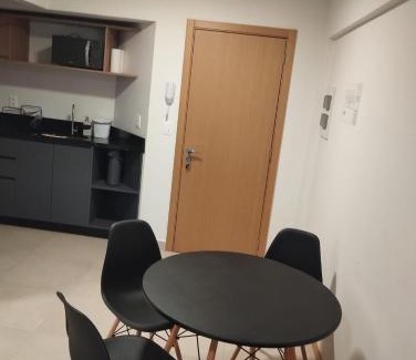 Centro Apartment | Apartamento com garagem 500 metros da Proeb