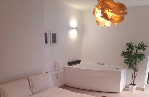 Benicalap Apartment | Apartamento con Jacuzzi y Cocina