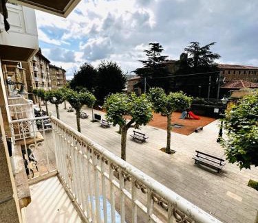 Zarautz Apartment | Apartamento en pleno centro con parking incluido ATUAIRE ZARAUTZ