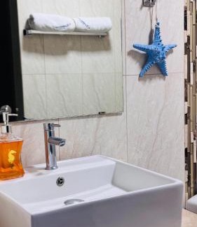 Playa Blanca Apartment | Apartamento Frente al Mar en Río Hato, Playa Blan ca, Piscina y Acceso Directo a la Playa