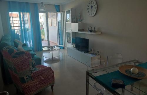 Puerto de la Duquesa Apartment | APARTAMENTO JUNTO A LA PLAYA ZONA TRANQUILA
