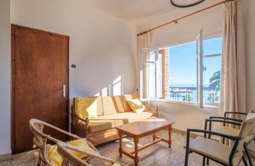 Benicarlo Apartment | Apartamento las Palmeras 4