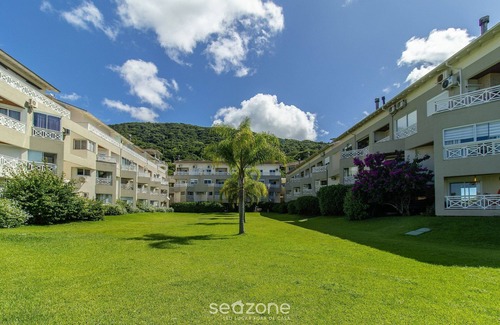 Porto da Lagoa Apartment | Apartamento na Lagoa da Conceicao Plg0012