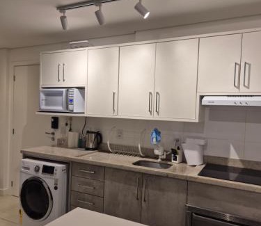Cidade Baixa Apartment | Apartamento Novo e com garagem em frente ao parque da Redenção em Porto Alegre