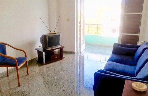 El Vedado Apartment | Apartamento Raúl y Gina