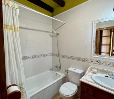 Villaviciosa Apartment | Apartamentos Turisticos Paseo de la Alameda