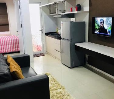Bandung Apartment | Apartemen Parahyangan Residence by Rika