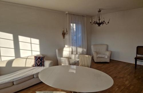 Grinzing Apartment | Apartement in Glanzing, Pötzleinsdorf