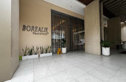 Depok Apartment | Apartement Transpark Cibubur by Raya Property with Pool View & Netflix 2