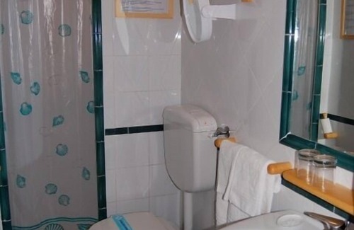 Torre di Bari Hotel | Aparthotel Domus De Janas Sul Mare