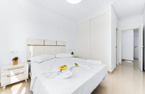 Los Montesinos Apartment | Aparthotel Laguna Rosa