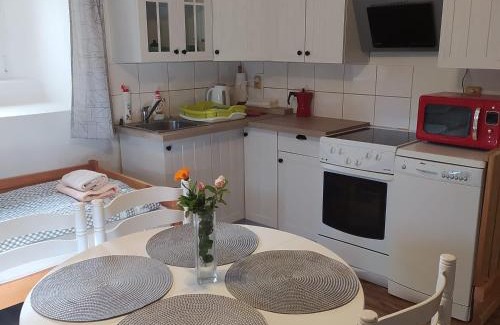 Loucovice Apartment | Apartmán Dvorečná