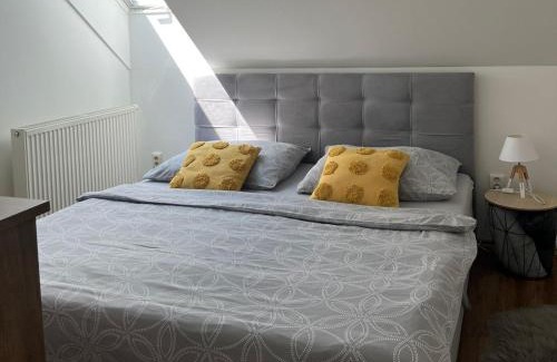 Sered Apartment | Apartmán pri parku