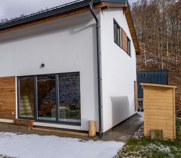 Zacler Apartment | Apartmán Prkenný důl