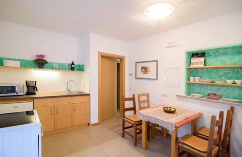 St. Pauls Apartment | Apartment 'Peter Paul Gartenapt. Palme' with Mountain View and Private Garden