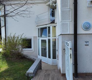 Postojna Apartment | Apartma Nika
