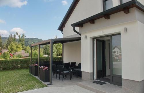 Cerknica Apartment | Apartmaji Anita