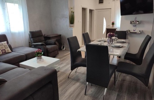 Kastel Novi Apartment | Apartman Kiara