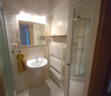 Trencin Apartment | Apartman Lienka FREE PARKING CITY CENTRE